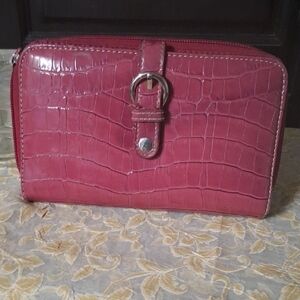 Chic Crocodile-Embossed Women's Wallet